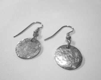 925 Sterling Silver Distressed hammered disc earrings