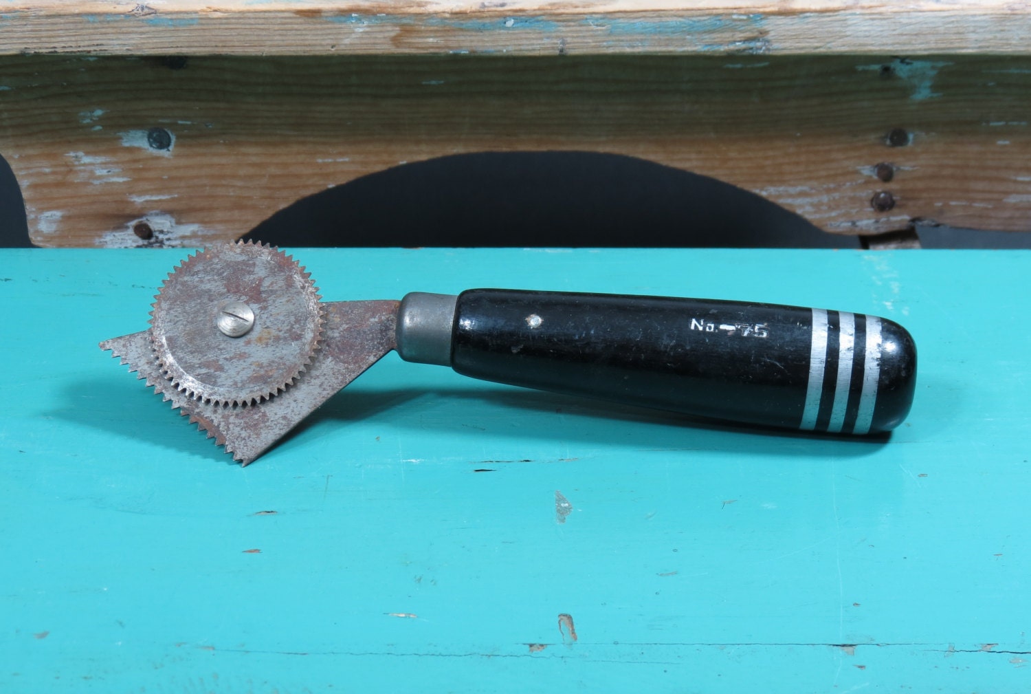 Hyde Tools . Vintage Wallpaper Casing & Corner Knife No. 75