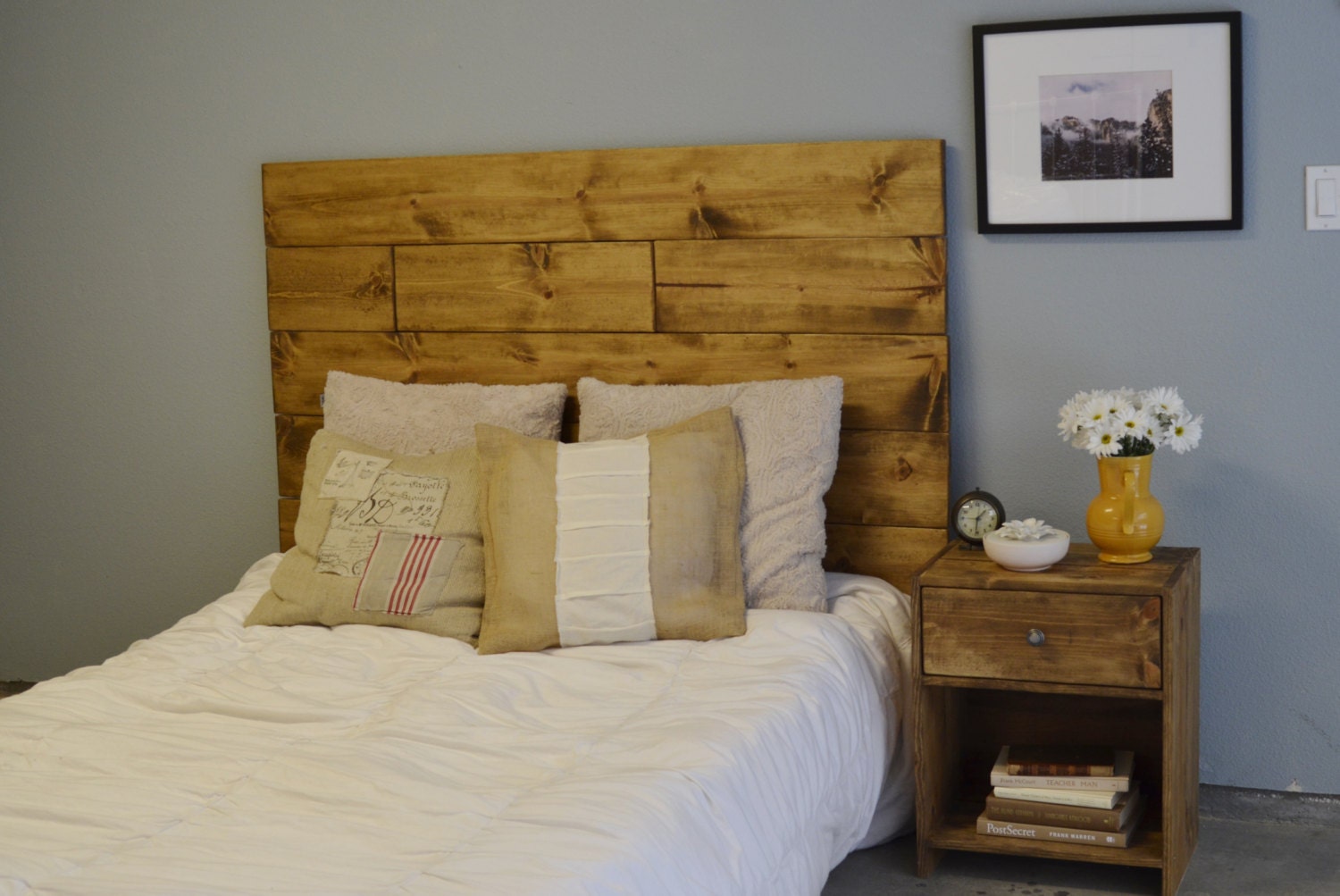 Bedroom Set Rustic Wood Headboard and 2 Night stands