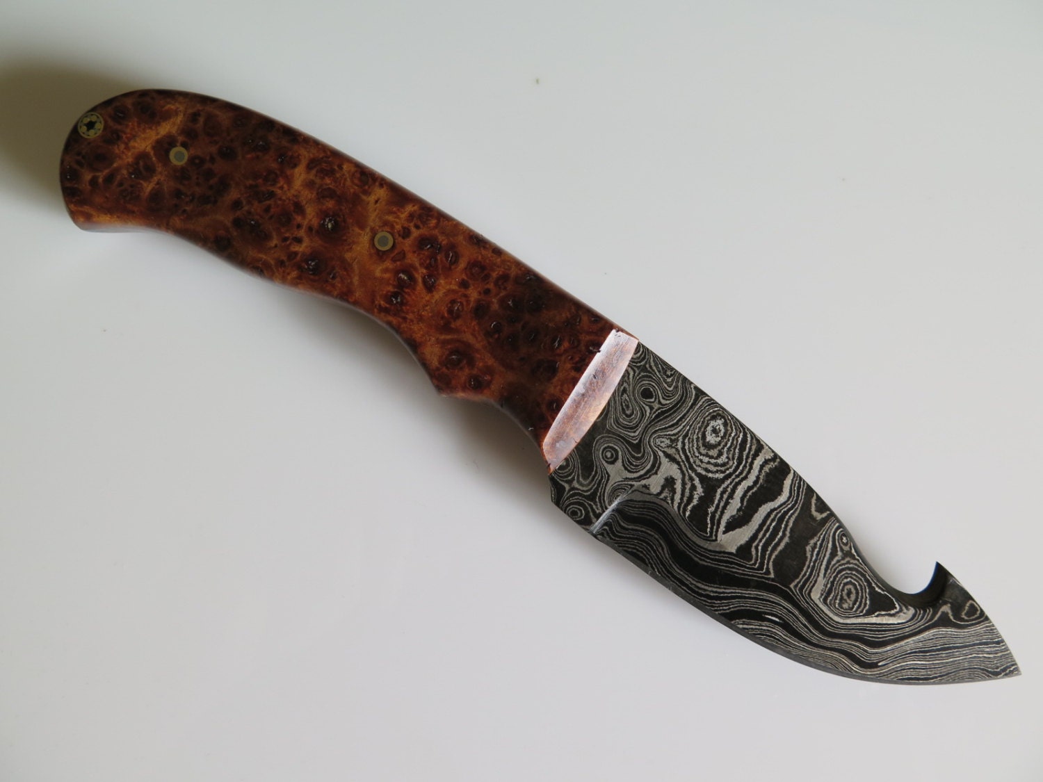 USA Damascus gut hook hunting knife Stabilized Golden Amboyna