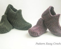 Popular items for knitted slippers on Etsy