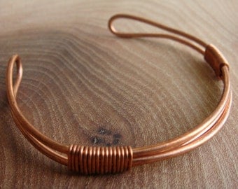 Copper Bracelet / Copper Bangle with triple band and a twist