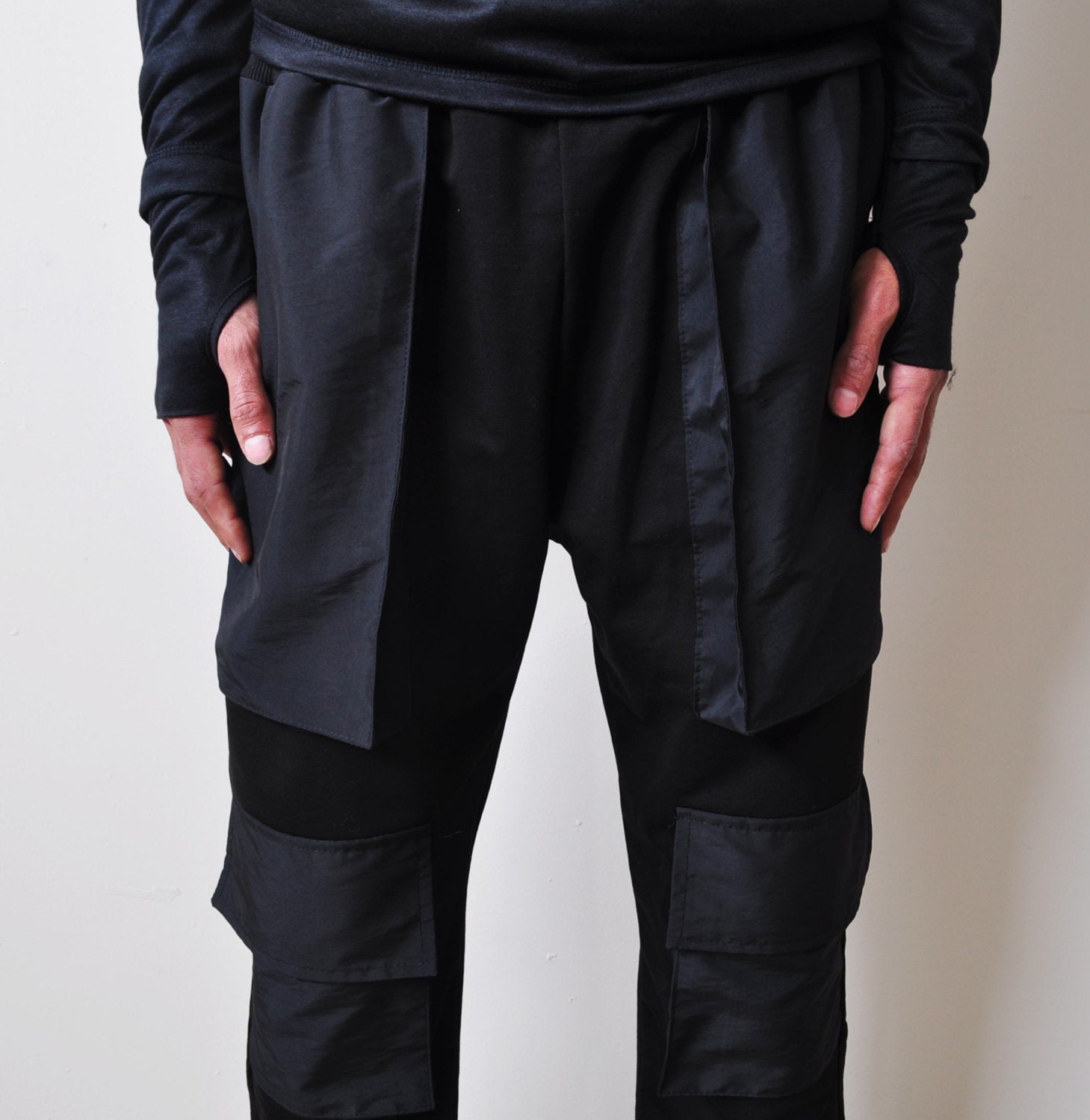 sweat pants with cargo pockets