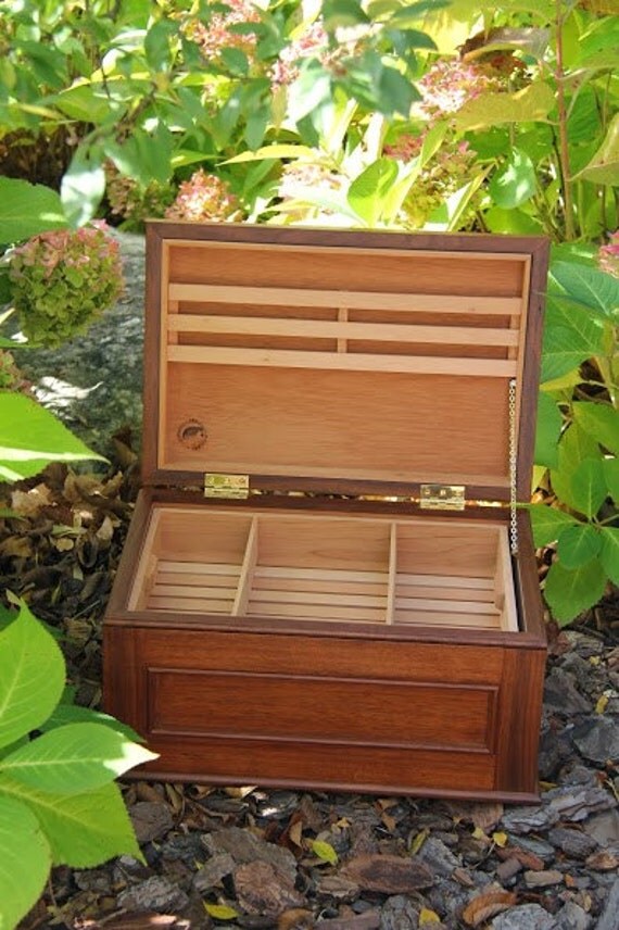 Items similar to The Manhattan Handmade Humidor on Etsy