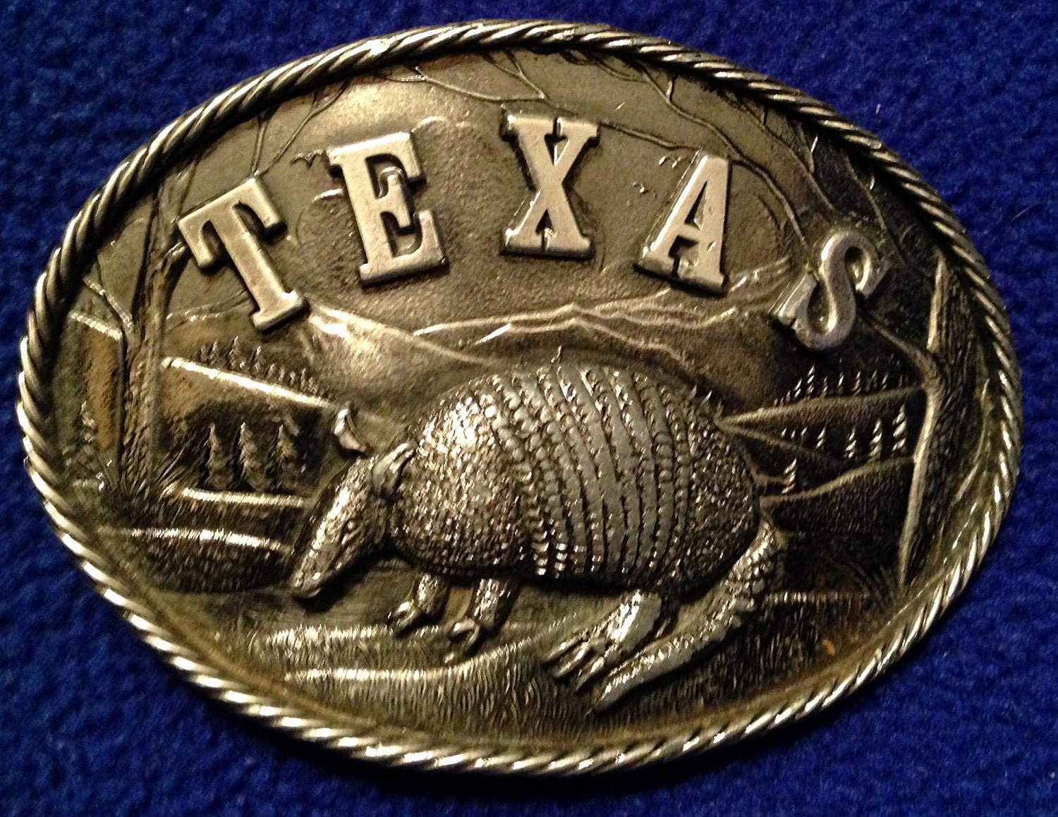 x label 4 3 size Armadillo Vintage Belt 1980 Buckle Texas