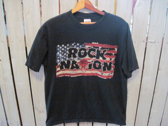 Rock Nation WWF Wrestling T-Shirt Size Large