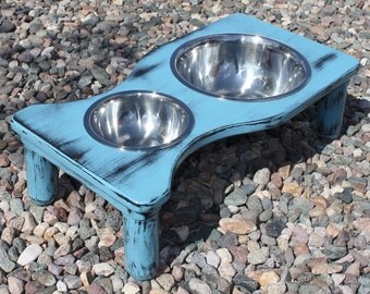 SMALL/medium Elevated Dog Bowl Holder, 4 to 7inches Tall, U Choose Shabby Chic Color Combo, 3qt and 3/4qt SS Bowls, Quality Built to Order