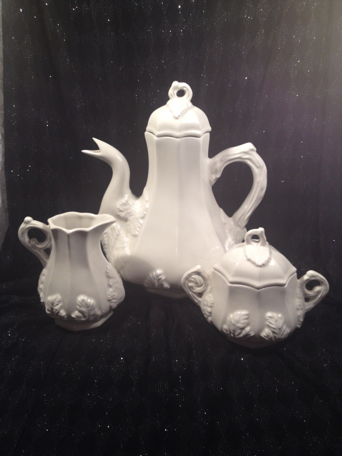Vintage Red Cliff Ironstone Tea Pot and Creamer and Sugar, Paneled