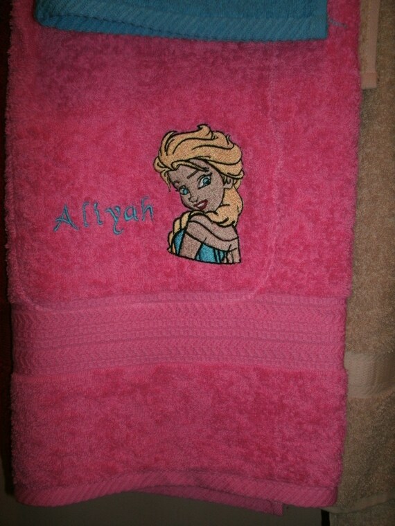 Frozen Elsa Personalized Bath Towel Frozen Elsa by CressCreations