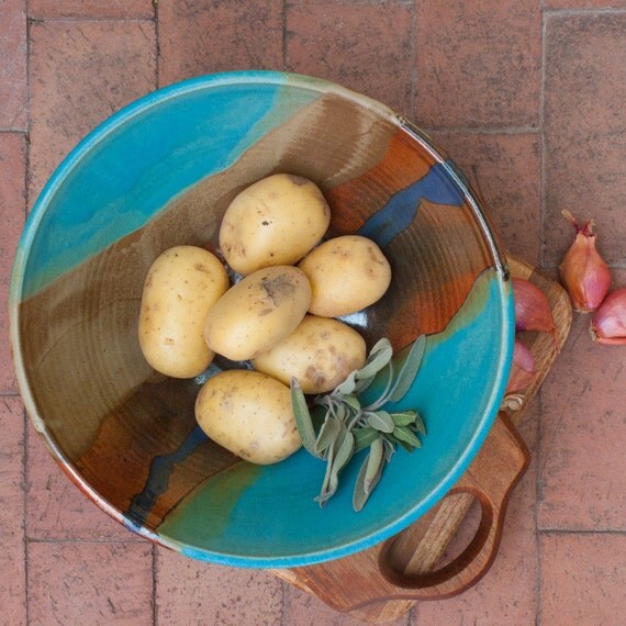 Large Salad Bowl in Turquoise Trail glaze pattern