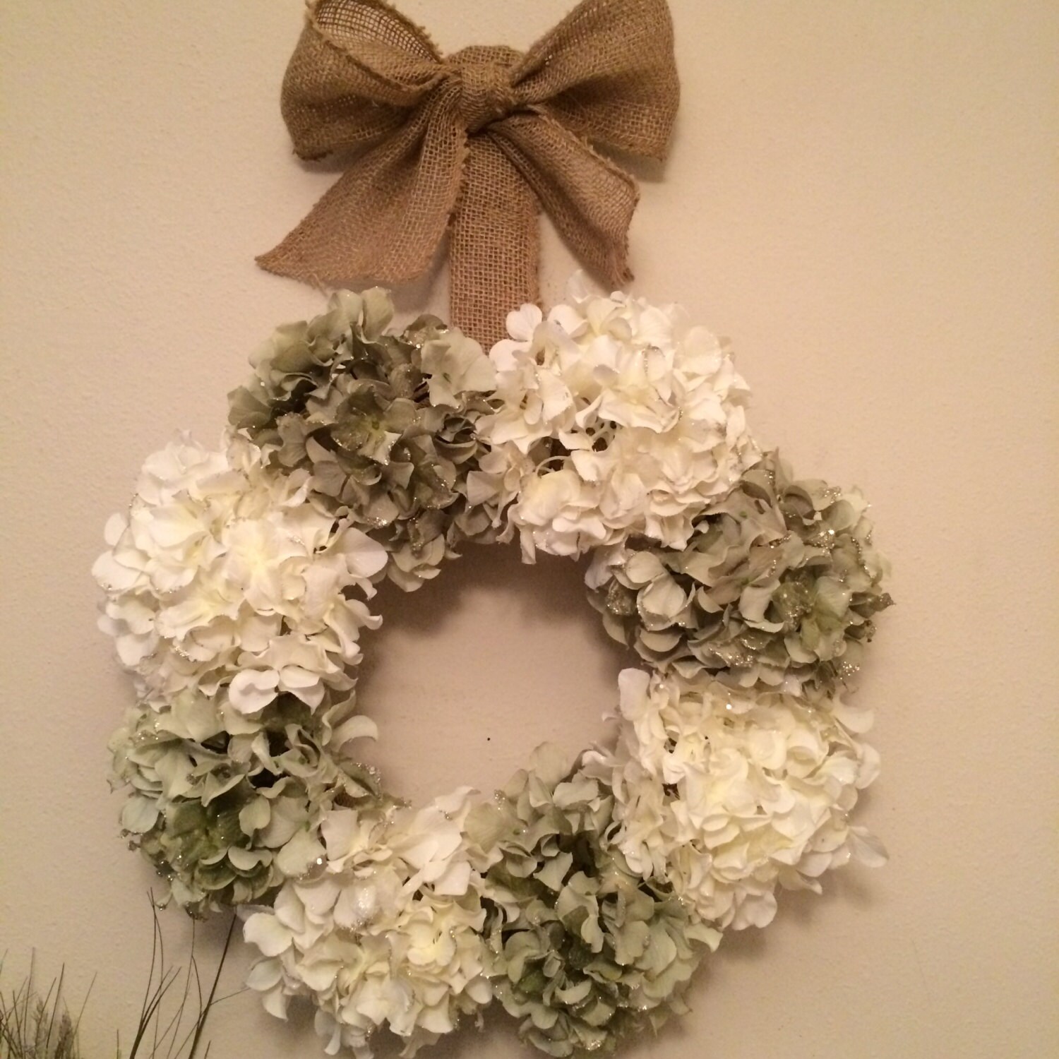 Christmas wreath in green and white