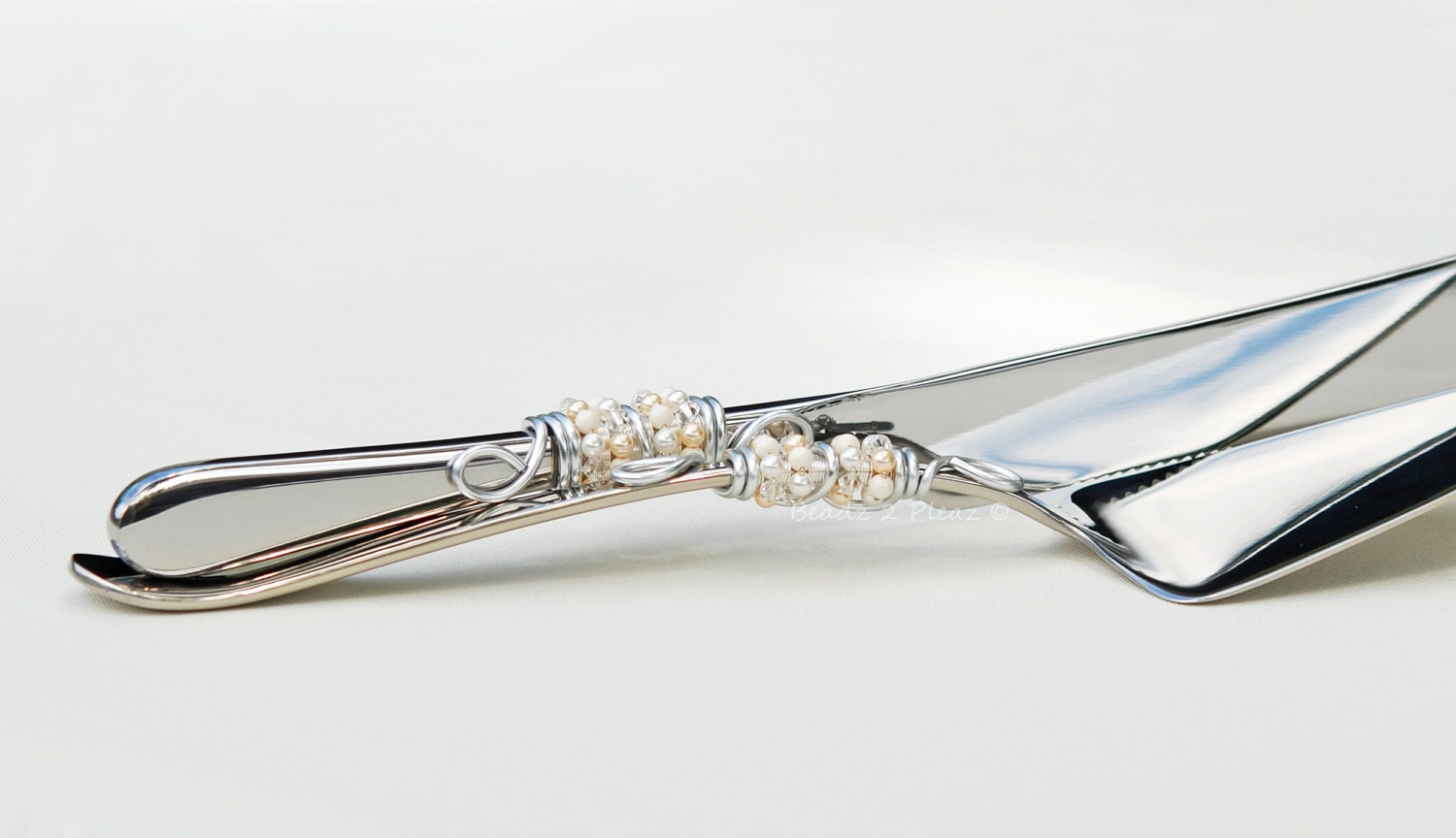 LUXURIOUS Wedding Cake Knife And Server Set SWAROVSKI