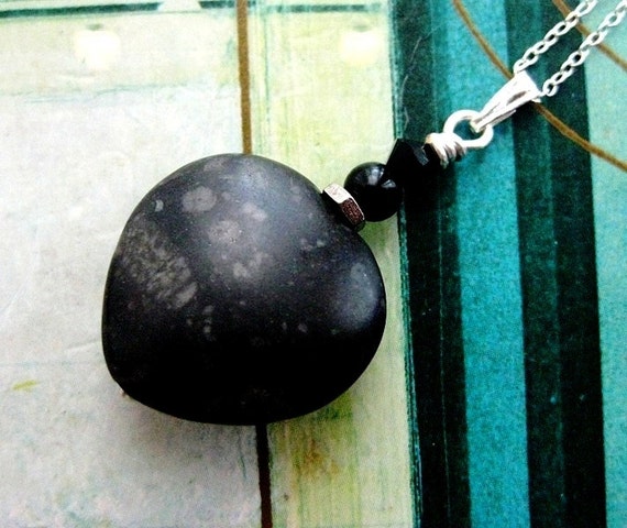 Irish Jewelry. Kilkenny Marble Pendant. Rare, Black Stone Heart with Celtic Spiral. Ceo