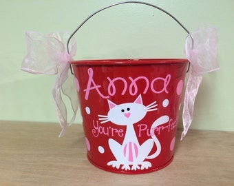 Personalized metal bucket, 5 quart, Valentine's Day, Lots of colors, designs available, Valentine's Day, birthday, gift basket
