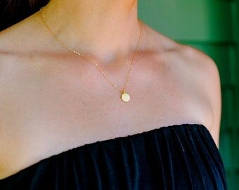 Gold Disc Pendant, 14K Gold Round Necklace, Small Gold Pendant Necklace, Gold Circle Necklace, Dainty Necklace, Simple Gold