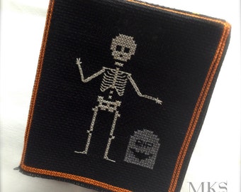 Skeleton with Gravestone - Halloween Cross Stitch Pattern - Instant Download