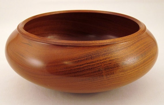 674 Mara wooden bowl wood bowl Argentina Brazil by EccentricOldGuy