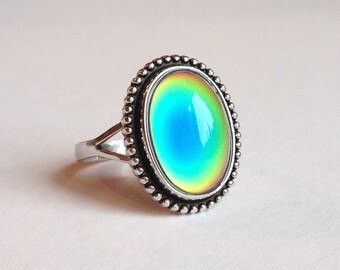 Sterling Silver 925 Mood Ring 14x10 mm color changing liquid crystal