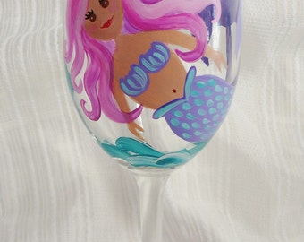 Custom wine glasses, Mermaid wine glass, Painted wine glasses, Mermaid, Painted glasses, Wine glasses, Hand painted wine glasses, 20 oz