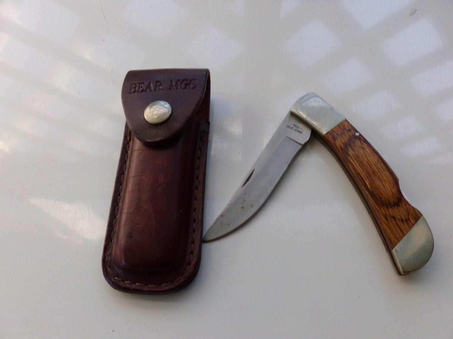 Bear MGC Folding Wooden Handle pocket Knife 1980/ or older