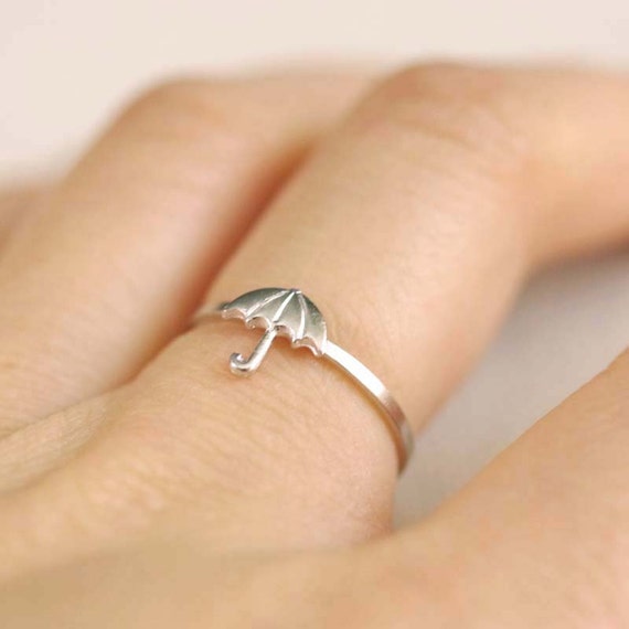 tiny umbrella ring . umbrella stacking ring . parasol ring