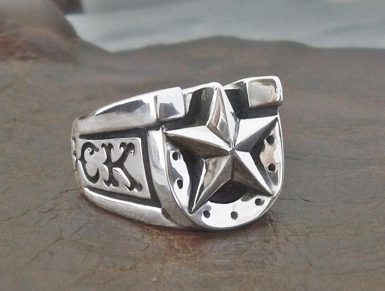Horseshoe Men's Ring in Sterling Silver 'LUCKY