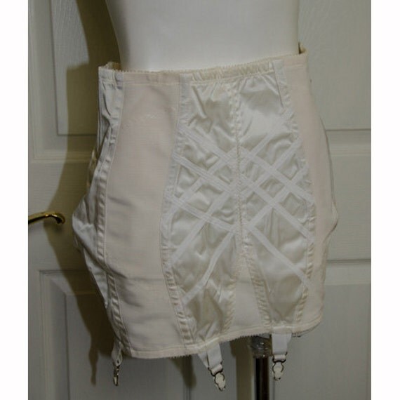 OLD STOCK Vintage 1950's Bien Jolie Ladies Girdle