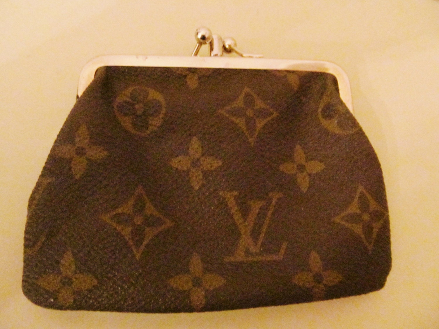 Vintage Louis Vuitton LV Change Coin Purse by EveryWomanbyStacia