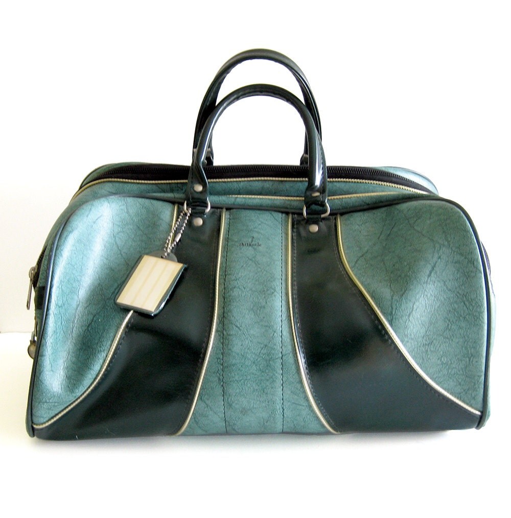 1970s Vintage Athletic Gym Bag Luggage Carry On Atlantic