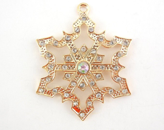 Large Cut-Out Gold-tone Rhinestone Accented Snowflake Pendant Aurora Borealis Center