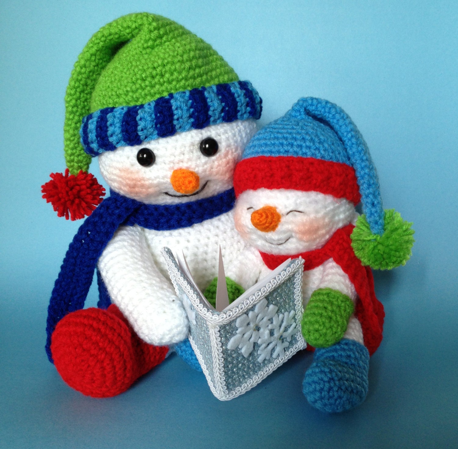 PDF CROCHET PATTERN for Reading Snowman English only