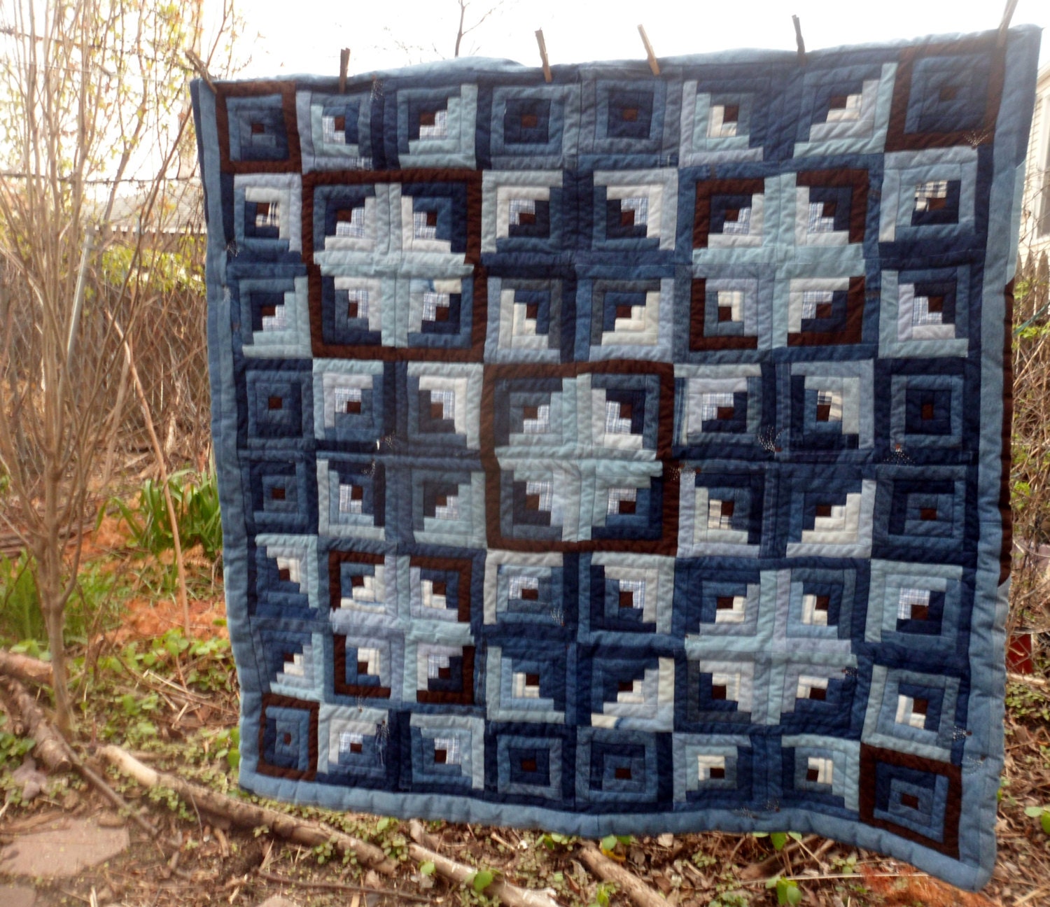 blue-jean-quilt-log-cabin-touching-stars-upcycled-denim