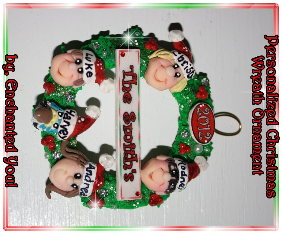 6 people pets, Christmas Wreath Ornament, Personalized, Family