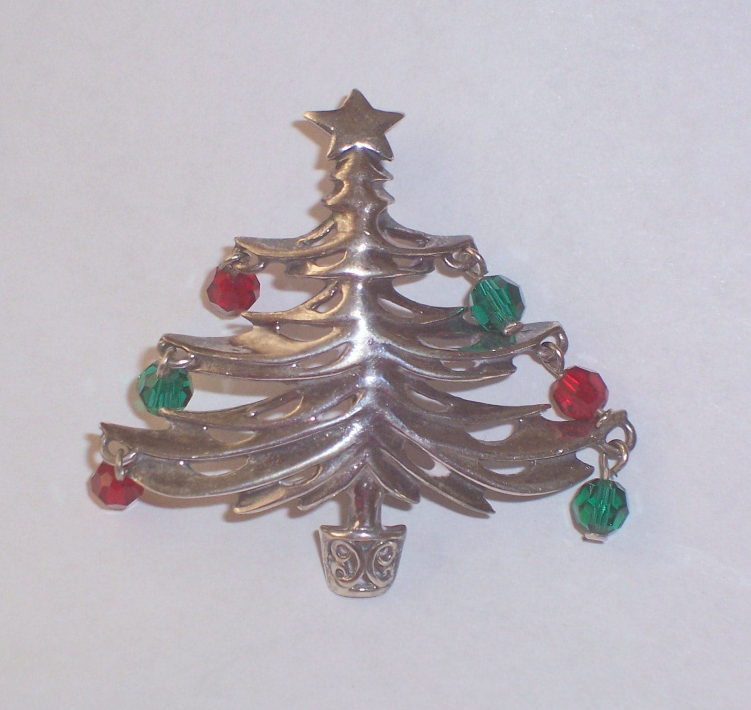 vintage sterling silver christmas tree pin or brooch by vintage sterling silver christmas tree pin or brooch by