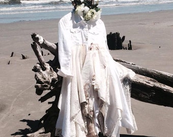 S L Boho White Magnolia Pearl Jean Jacket, Country Chic, Stevie Nicks Style, Linen Lace Boho Dresses, Lagenlook Duster, True Rebel Clothing