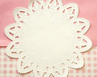 50 Star Lace Paper Doilies (8in)