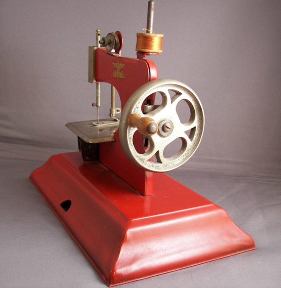 1940s Red Vintage Casige Metal Toy Sewing Machine Vintage Toy