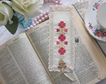 Victorian Lace Clover Cross Stitch Book Marker
