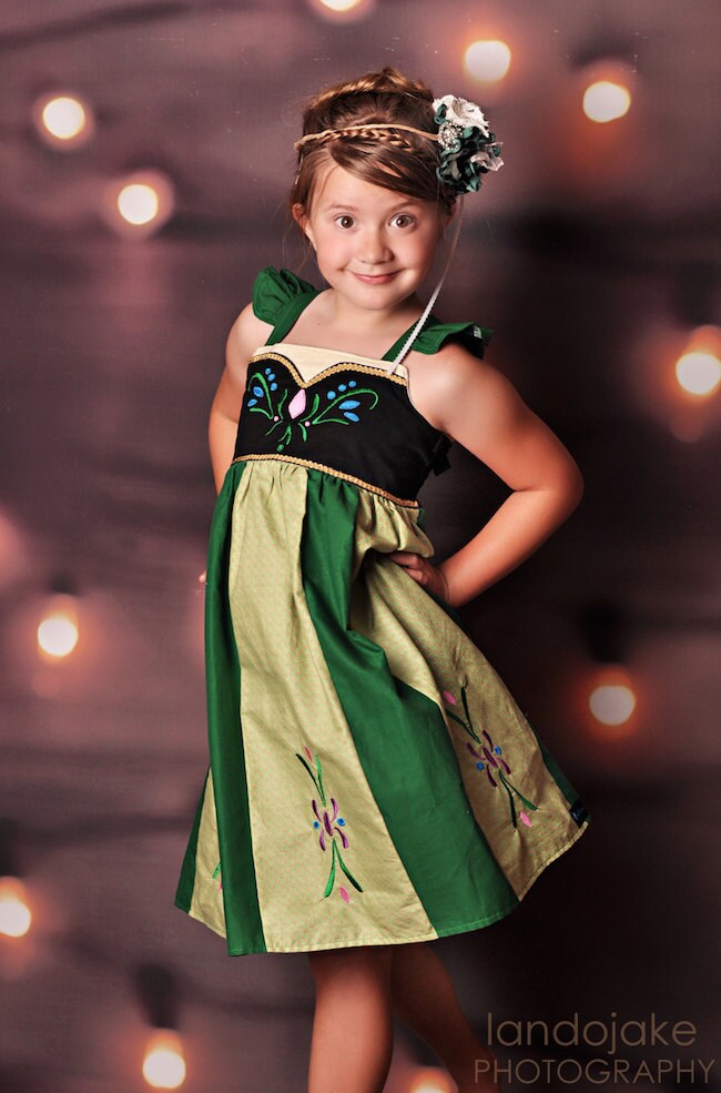 anna coronation day costume