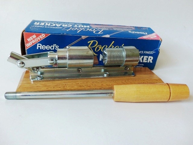rocket nut cracker