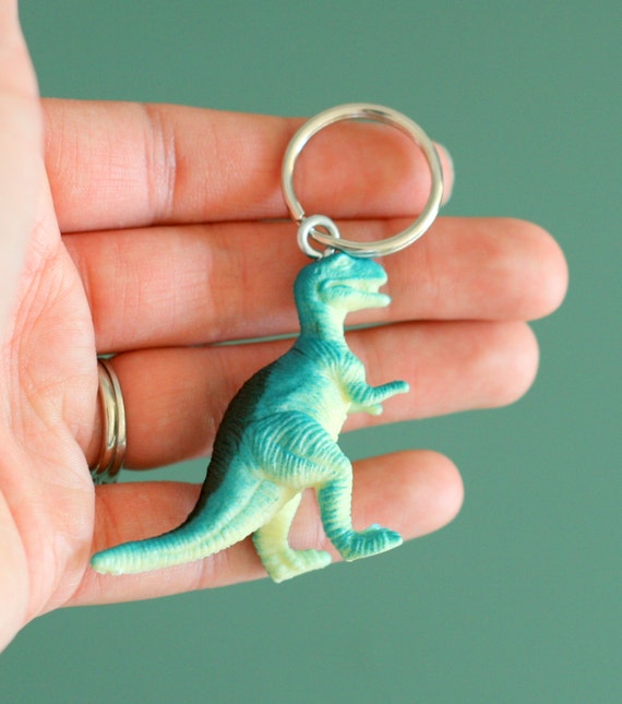 dinosaur keychain amazon