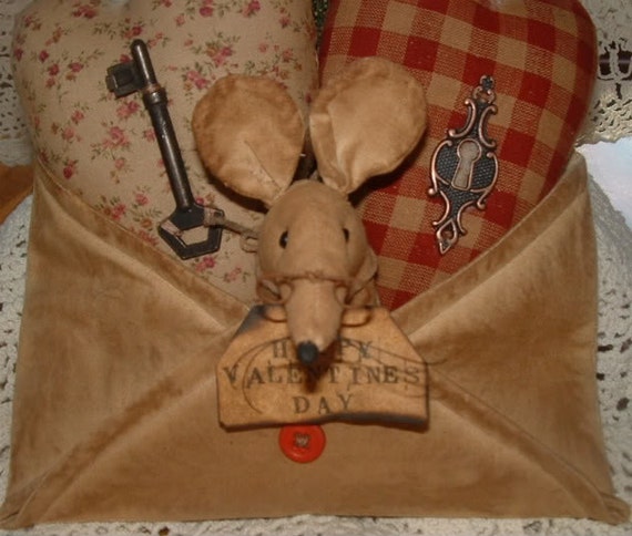 Valentine's Day Primitive Mouse in Envelope with hearts Cupboard Doll