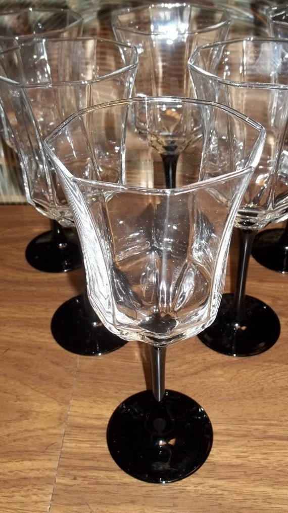Vintage Luminarc Octime Wine Glasses Optic Glass Black Base