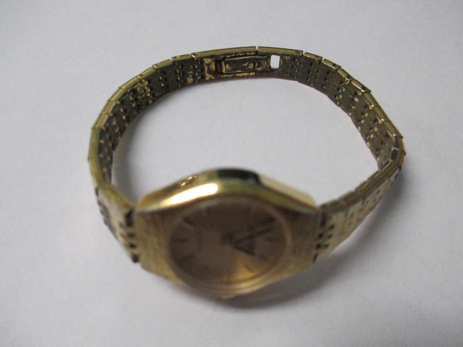 Vintage Lady's watch La Marque Quartz yellow