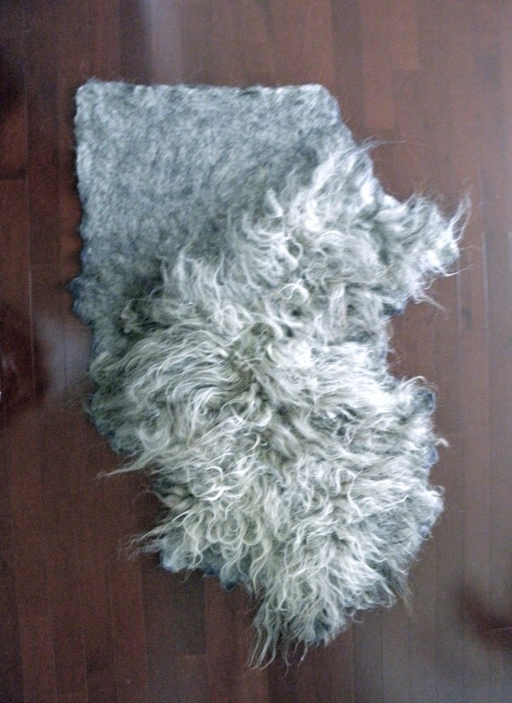 Wool Fleece Felted Rug/ Carpet in Organic Shape Raw by momoish