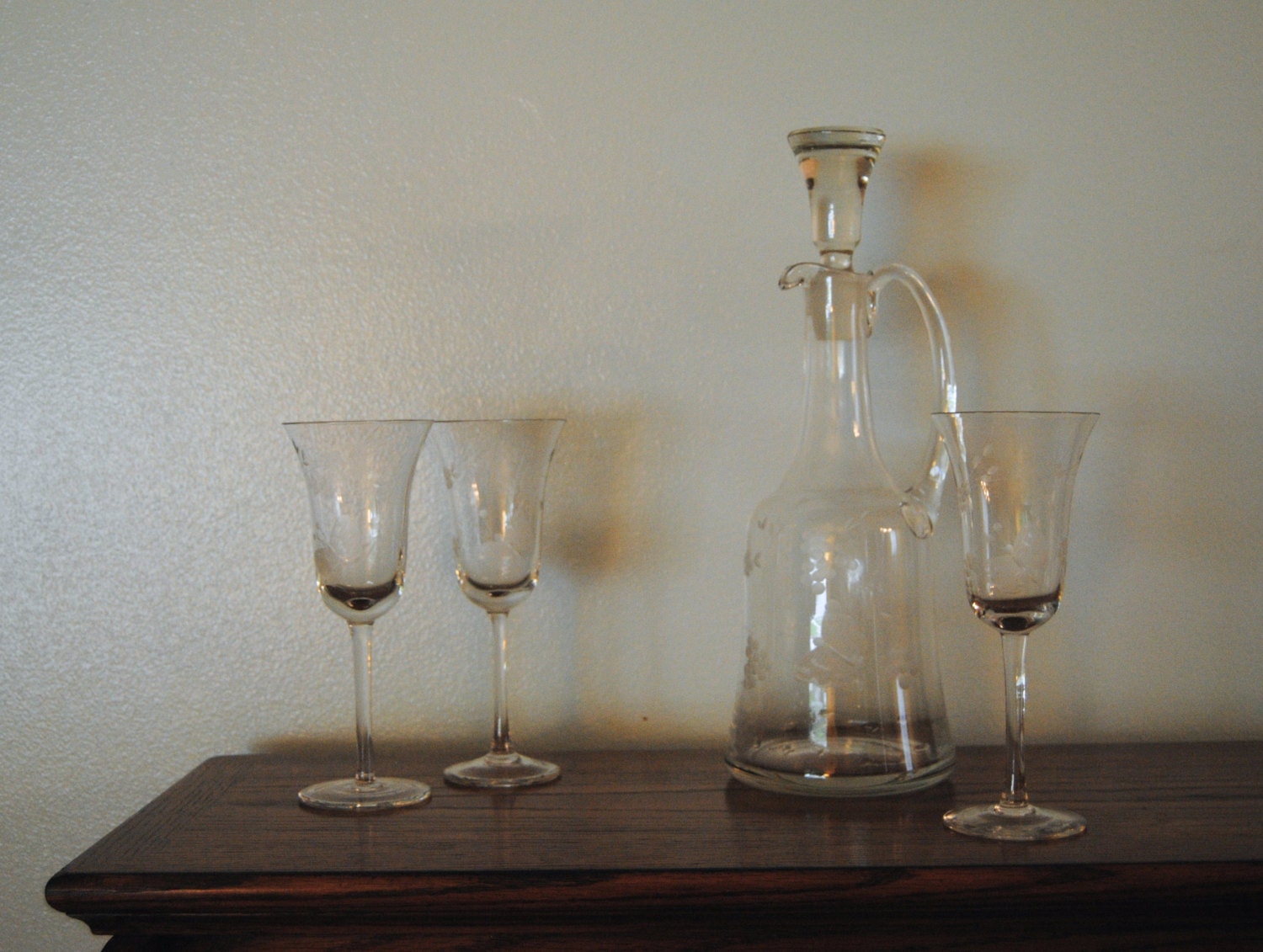 Hand Blown in Romania Toscany Wine Decanter and 4 Wine