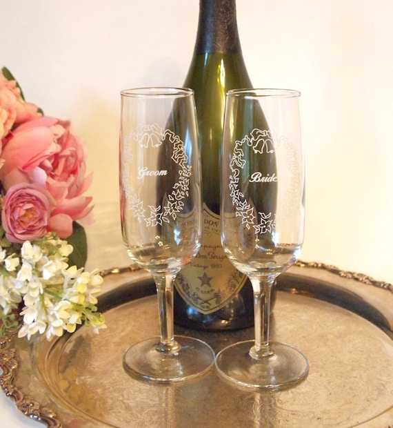 Vintage Bride and Groom Champagne Toasting Flutes by HouseofLucien