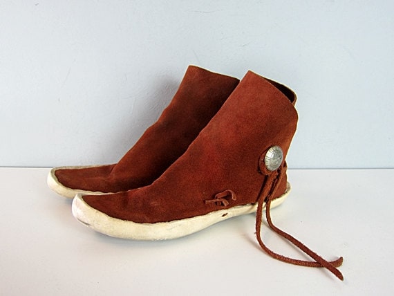 Pueblo+Moccasins Leather Suede Indian Moccasin Boots with Silver Concho Buttons Kaibab ...