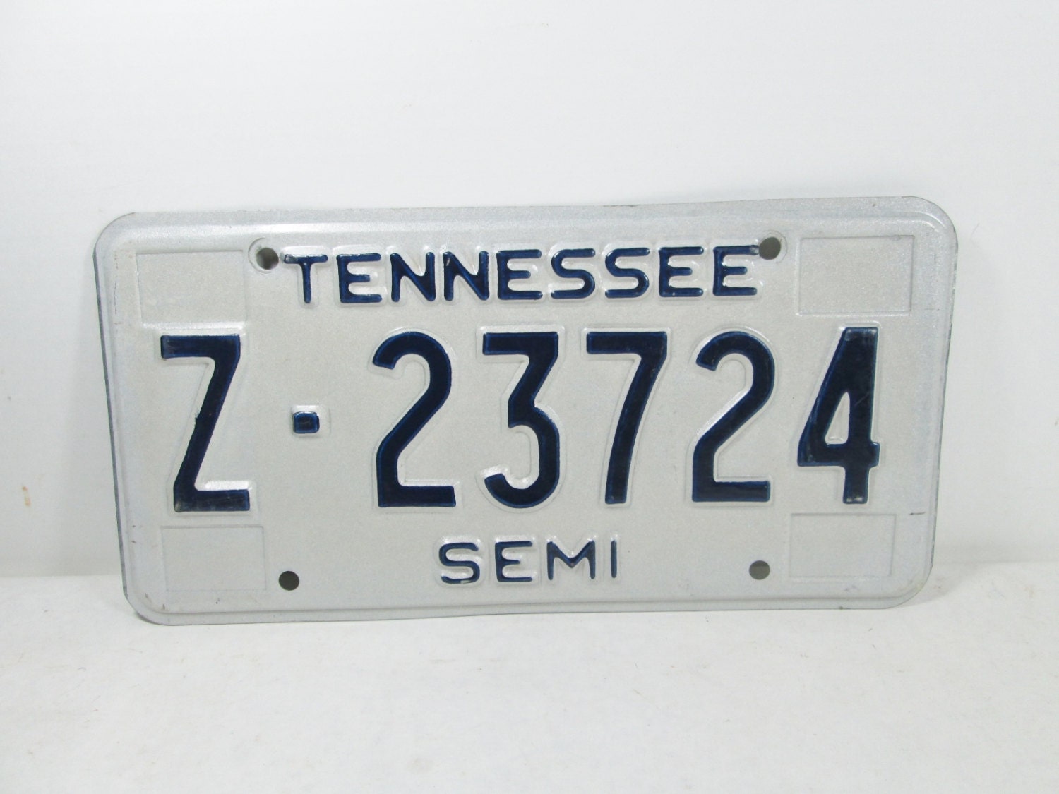 Tennessee Semi License Plate Z23724