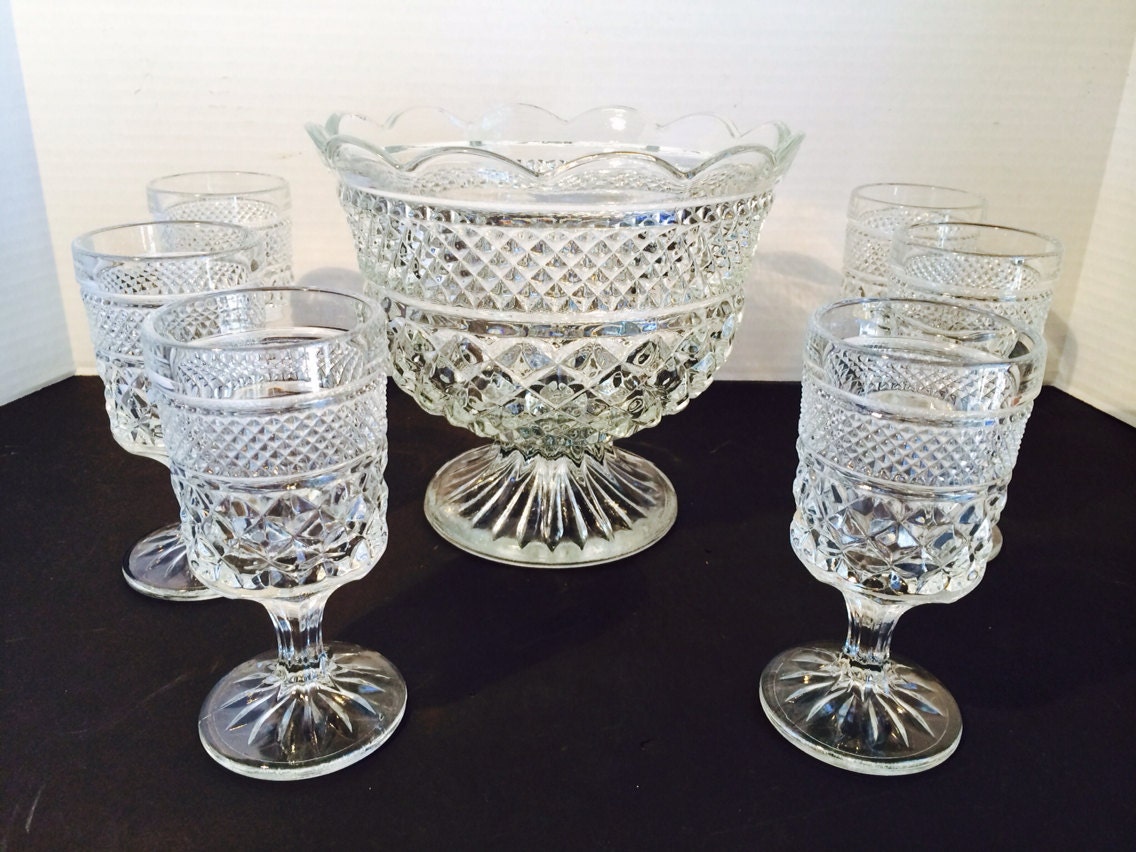 Vintage Trifle Bowl & 6 Dessert Goblets by Anchor Hocking